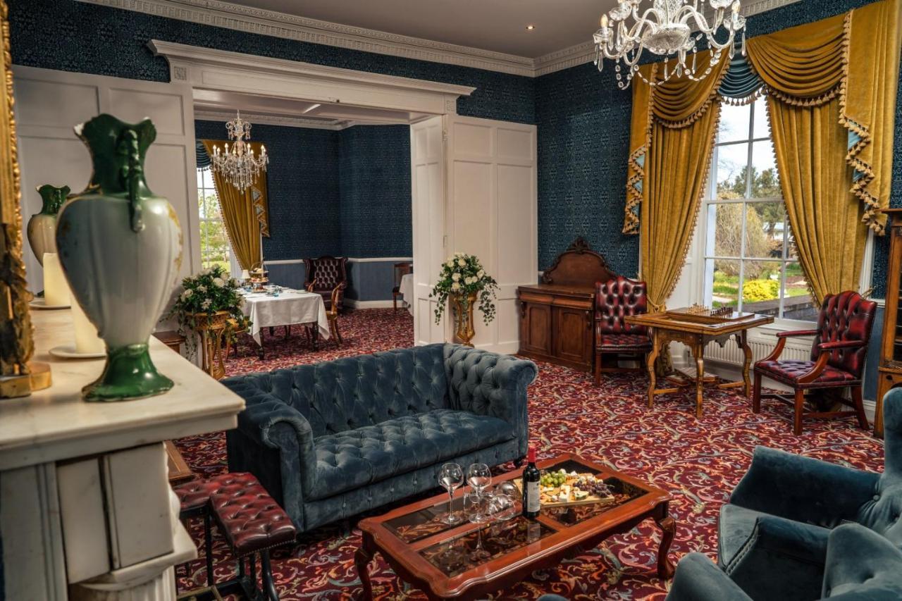 County Arms Birr Hotel Exterior photo