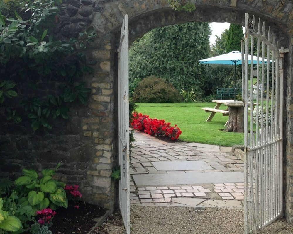 County Arms Birr Hotel Exterior photo